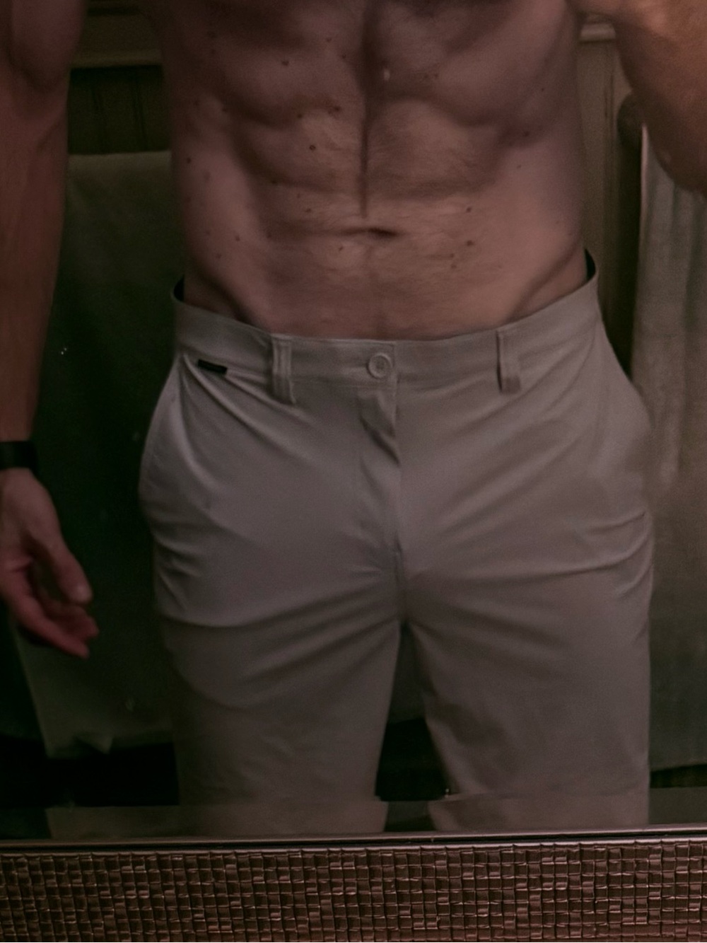 Brand new Travis Mathew Men's Athletic Shorts in Light Khaki